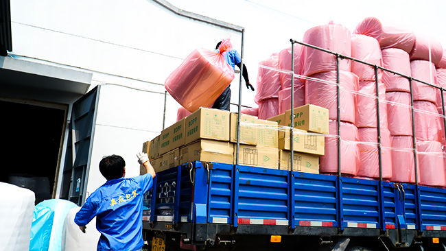 嘉友包裝淺談影響拉伸纏繞膜性能的因素 嘉友包裝淺談影響拉伸纏繞膜性能的因素